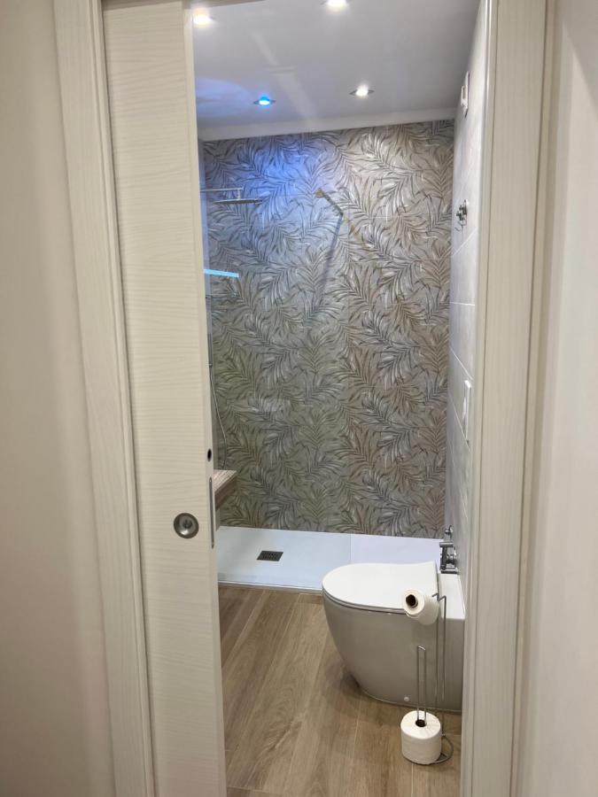 Suite Anita Deluxe 那不勒斯 外观 照片